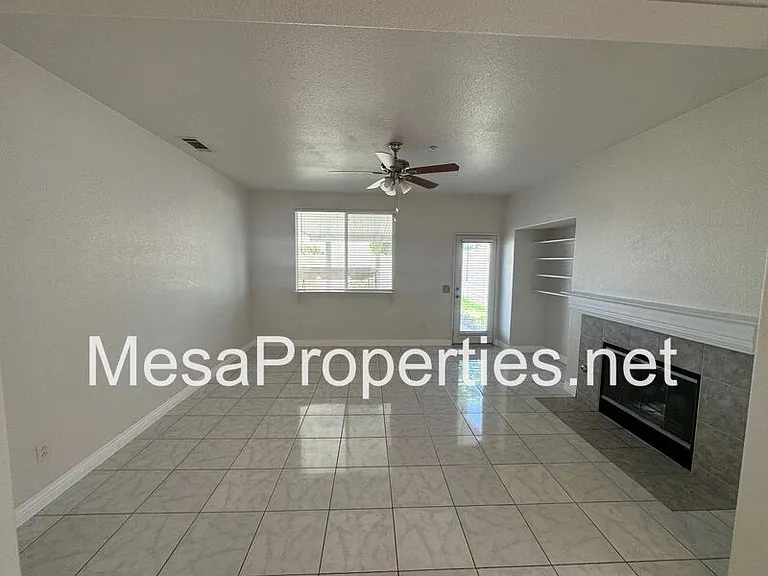 7648 Newberry Ln — Photo 8