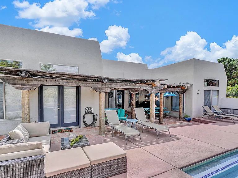 5601 Burning Tree Dr — Photo 36