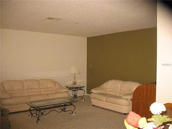 5th image of 2345 Glenmore Cir #2345
