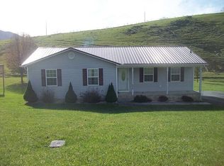 494 Buckhorn St, North Tazewell, VA 24630