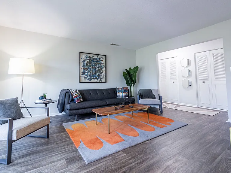 Gramercy — Photo 15
