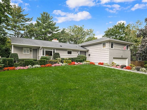 38 Rockinghorse Trail    (02 OF  17 ).JPG