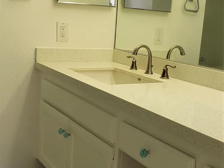 15 Marbella Dr #15 — Photo 20