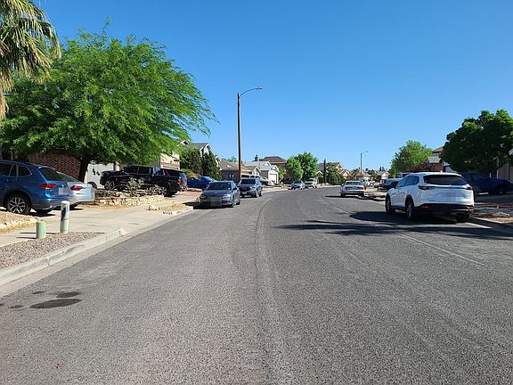 4th image of 7581 Luz De Lumbre Ave