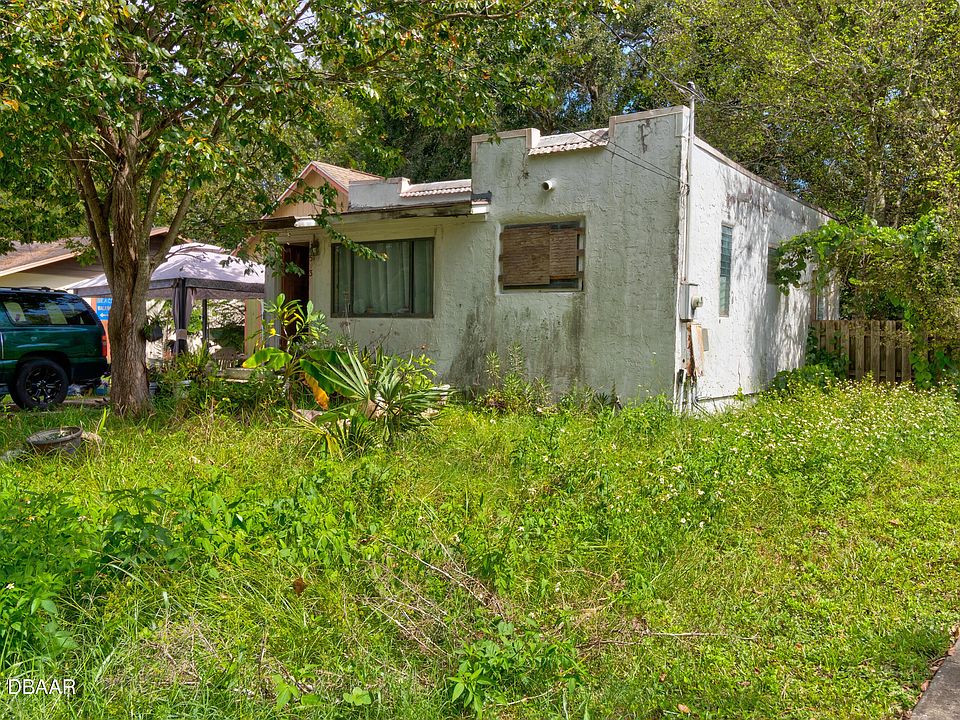 1st image of 1593 Montgomery Ave #B