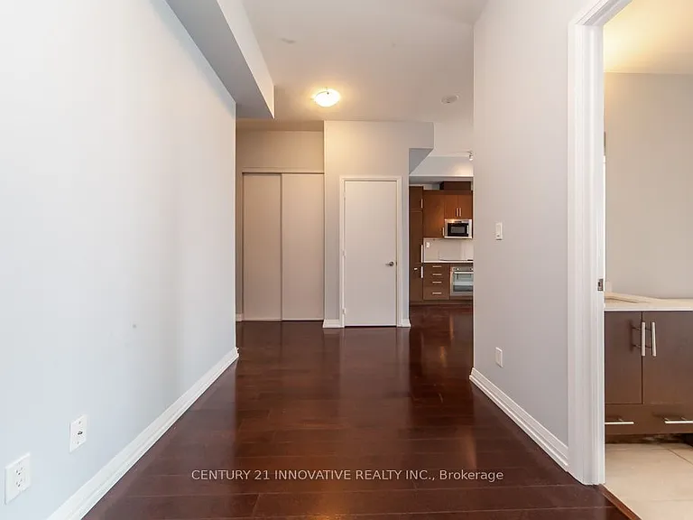 460 Adelaide St E #2023 — Photo 29