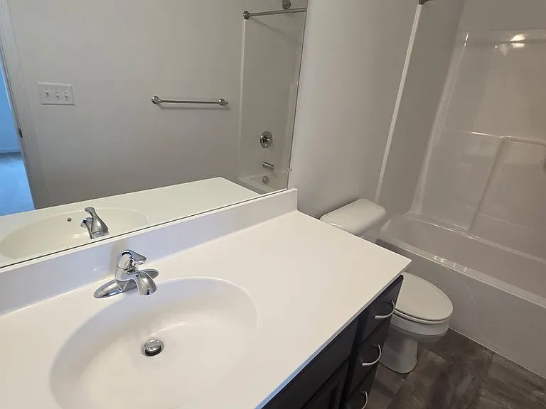 6 Meredith Way — Photo 20