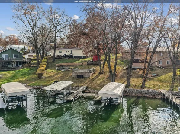 276 Center Point Dr, Montezuma, IA 50171