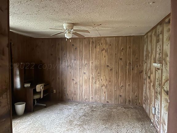 2nd image of 845 E Craven Ave