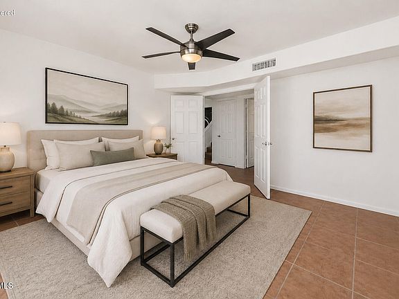 5th image of 2733 E HOPE Street