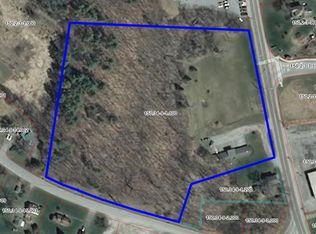 1087 Wicker St, Ticonderoga, NY 12883