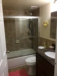 Rented by R New York