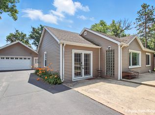 2912 Magellan Dr, McHenry, IL 60051