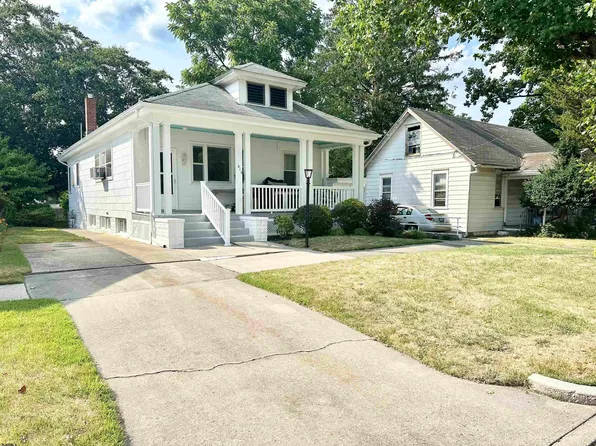 615 Philadelphia Ave, Egg Harbor City, NJ 08215