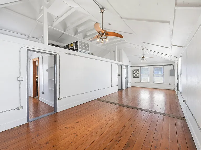 127 Clay St #2 — Photo 6