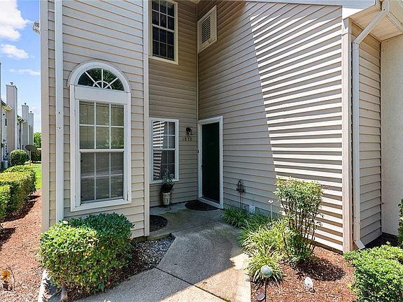 3rd image of 1813 Grand Bay Dr