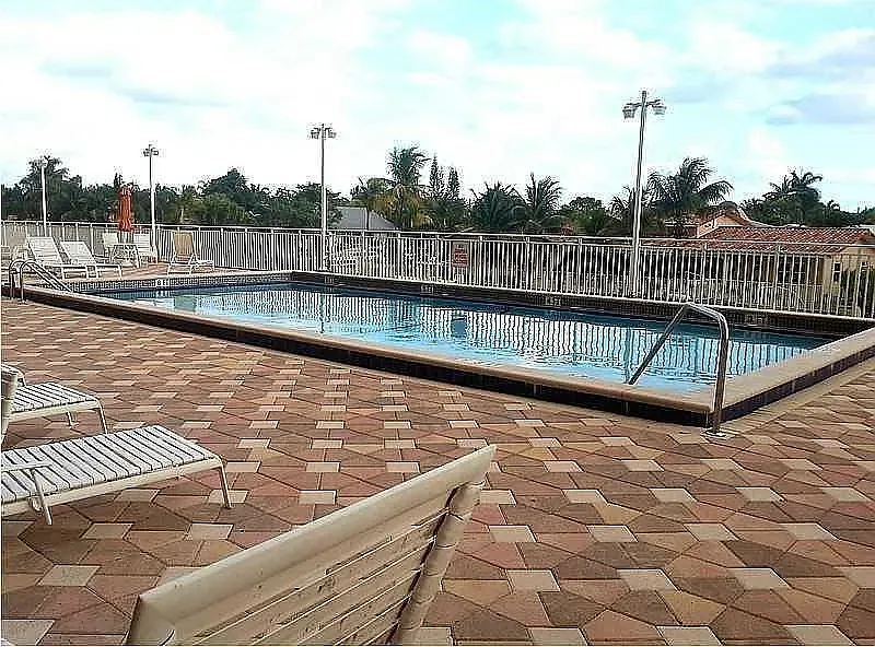 1 bed, 720 sqft, $2,000 — Photo 2