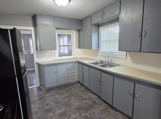 938 S Hiram St, Wichita, KS 67213