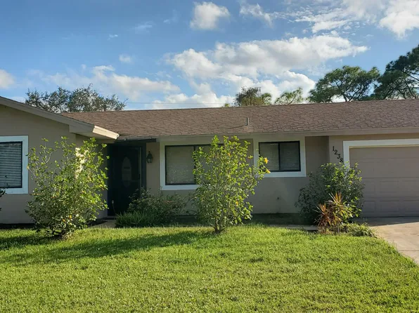 1238 Alcazar St SE, Palm Bay, FL 32909