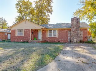409 Olive Blvd, Lindsay, OK 73052