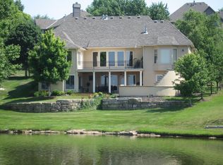 9524 W 146th St, Overland Park, KS 66221