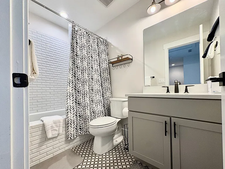1027 W Wasatch Spring Rd — Photo 20