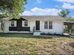 2403 Ivy Ct, Saint Joseph, MO 64503