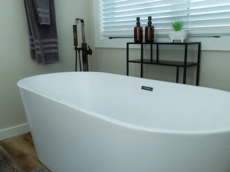 208 Wind Valley Trl — Photo 16