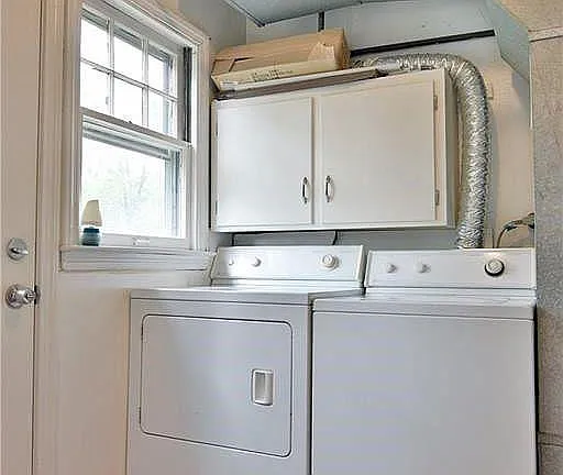 3 bed, 1350 sqft, $1,300 — Photo 3