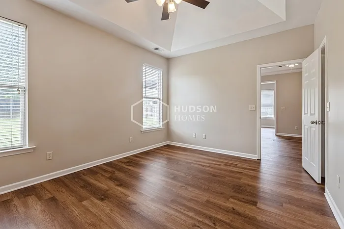 1135 Avalon Dr — Photo 12