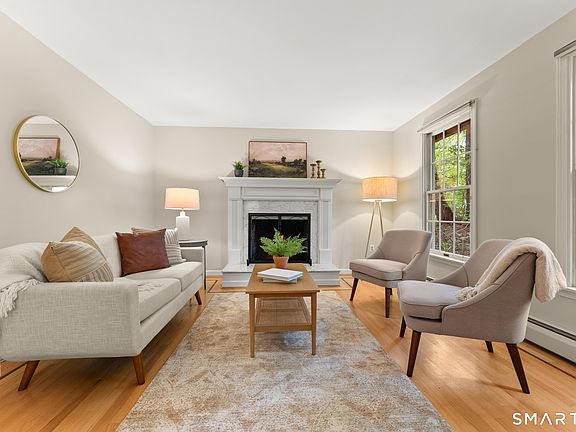4th image of 339 Meadow Road