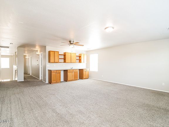 3rd image of 42479 W SOMERSET Drive