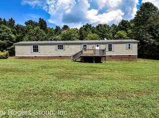 2078 Possum Ln, Oxford, NC 27565