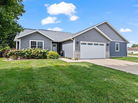 2nd image of 1124 Milldale Dr