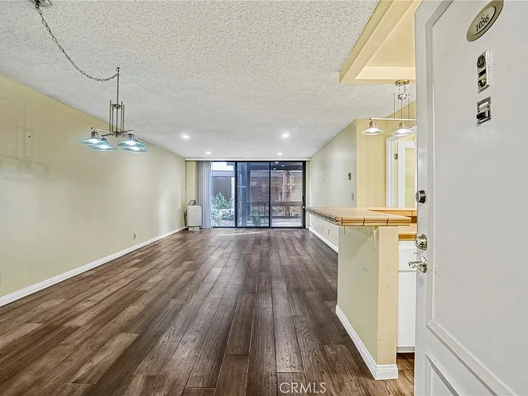 8650 Gulana Ave — Photo 7