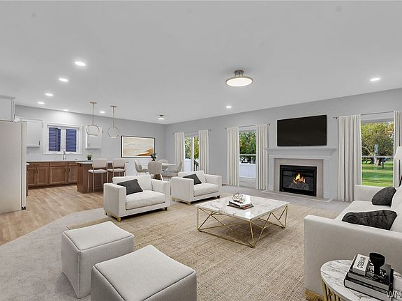 3rd image of 410 New Rd