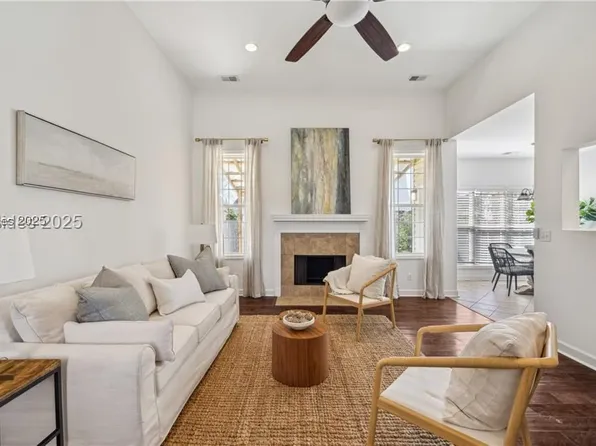 9 Parrot Creek Dr, Okatie, SC 29909