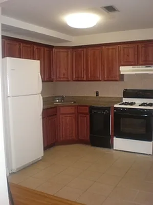Rented by Urban Realty NYC | media 1
