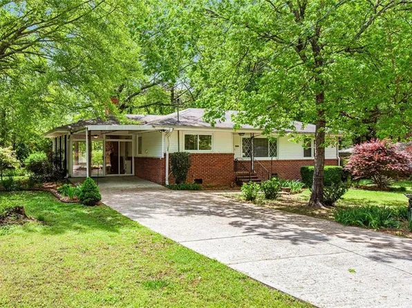 3800 Whitaker Ln, Lithia Springs, GA 30122