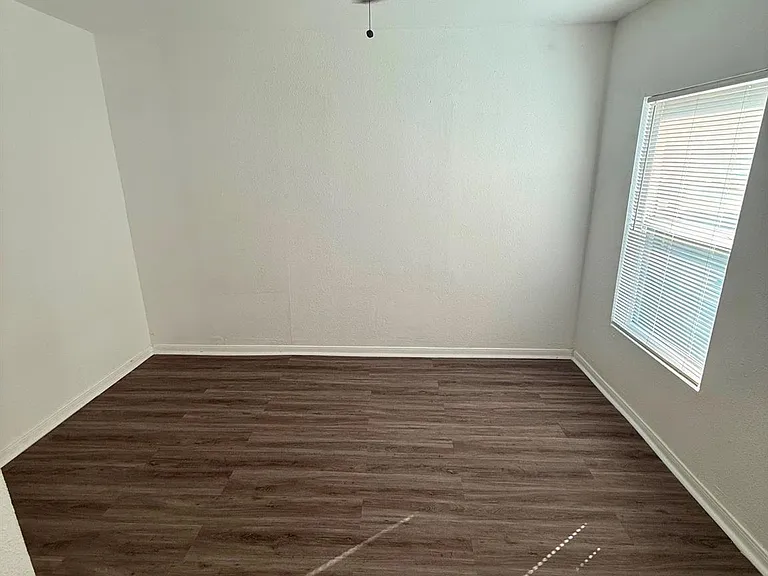 1417 Sheryl St — Photo 11