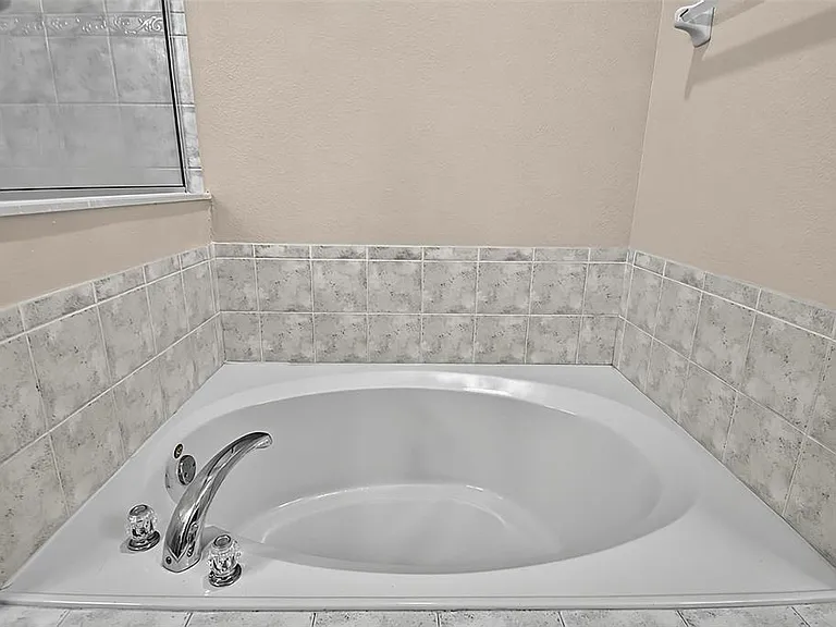 61 Francis Ln — Photo 37