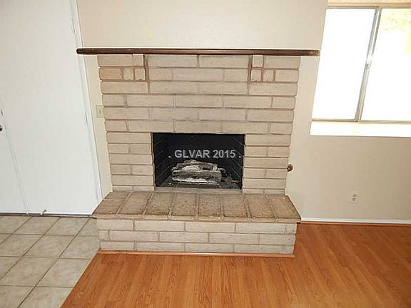 4th image of 5735 Deer Valley Dr