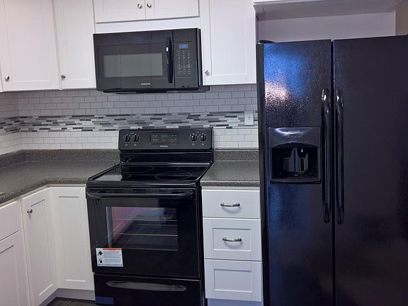 Kitchen- new appliances
