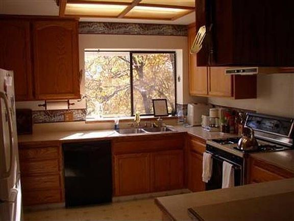 5th image of 5289 Crestline Dr