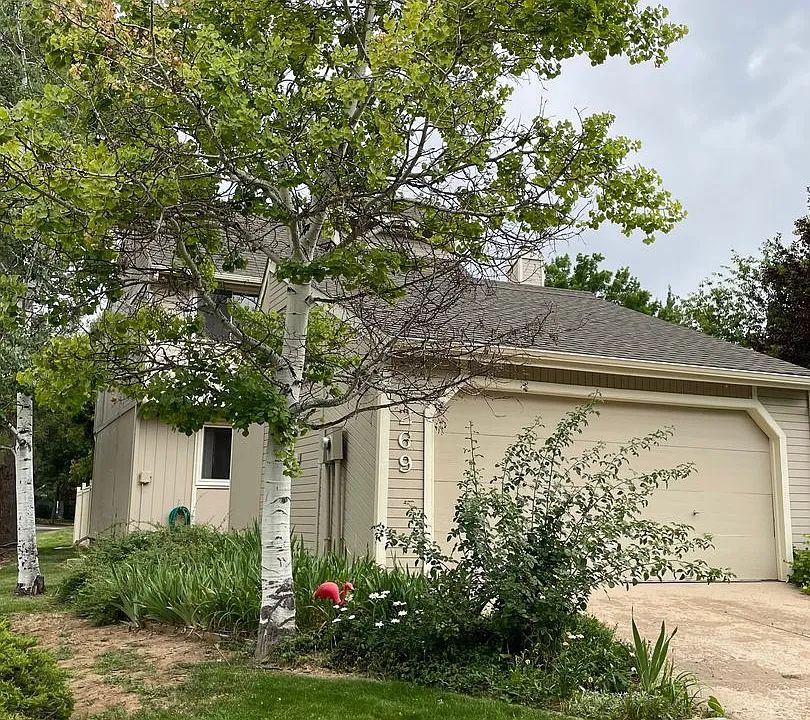 1269 Solstice Ln