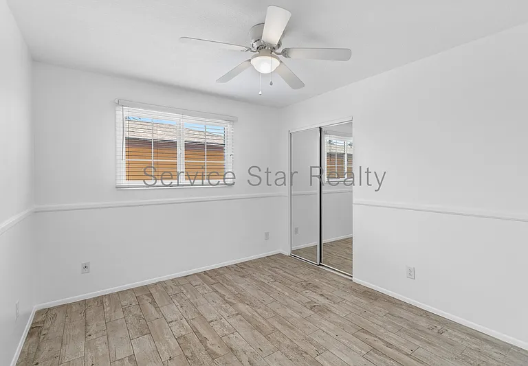 923 E Wesleyan Dr — Photo 17