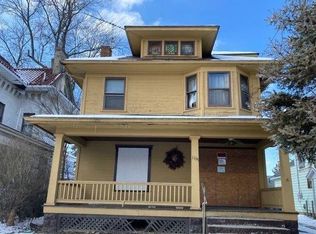 1115 S Center St, Springfield, OH 45506