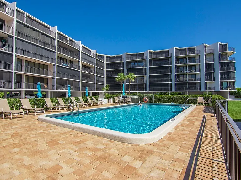 1480 Ocean Dr #5E — Photo 26