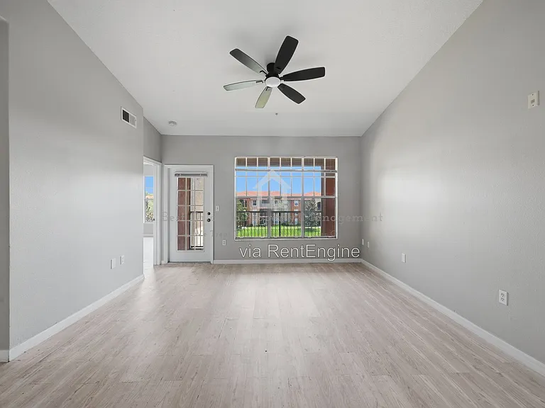 5572 Metrowest Blvd #5-304 — Photo 14