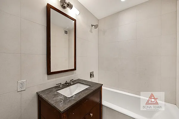 Rented by Bona Tierra | media 36